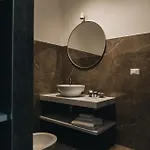 Oda ve Kahvaltı Aura 3*