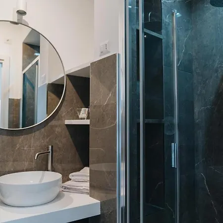 Aura Nocleg ze śniadaniem 3*